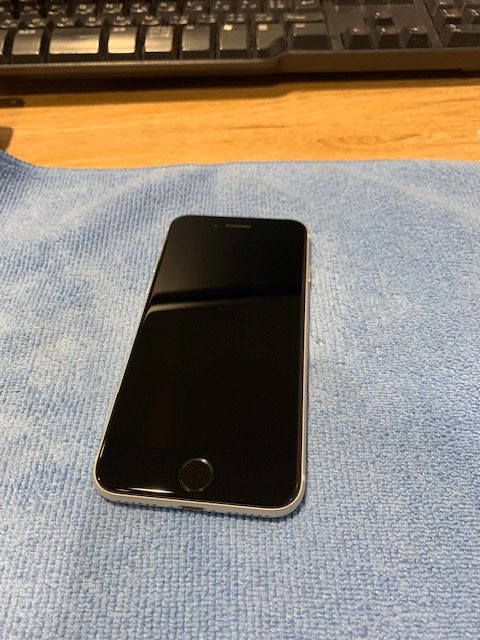 iPhoneSE2のガラスコーティング表面