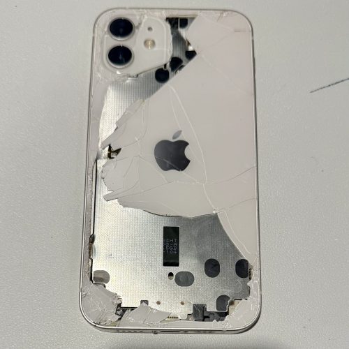 大津市よりご来店】iPhone12｜背面ガラス割れによる水没復旧