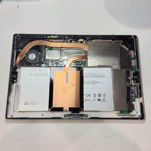 surface pro6 バッテリー劣化ほぼ無し Surface (サーフェス) バッテリー交換修理 - 費用や期間・膨張や